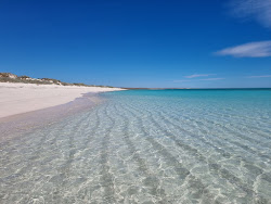 14 Mile Beach'in fotoğrafı düz ve uzun ile birlikte