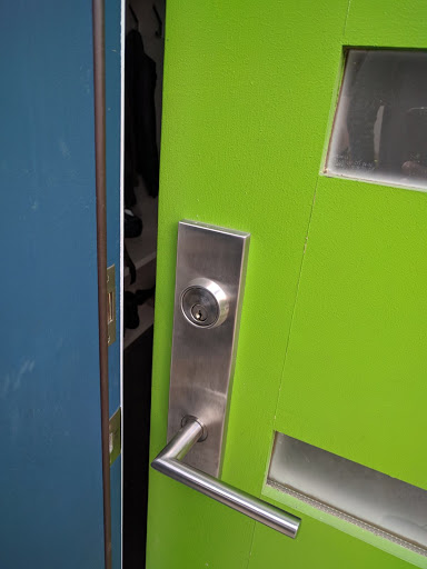 Locksmith «Zip Locksmith», reviews and photos, 3204 Richards Rd, Bellevue, WA 98005, USA