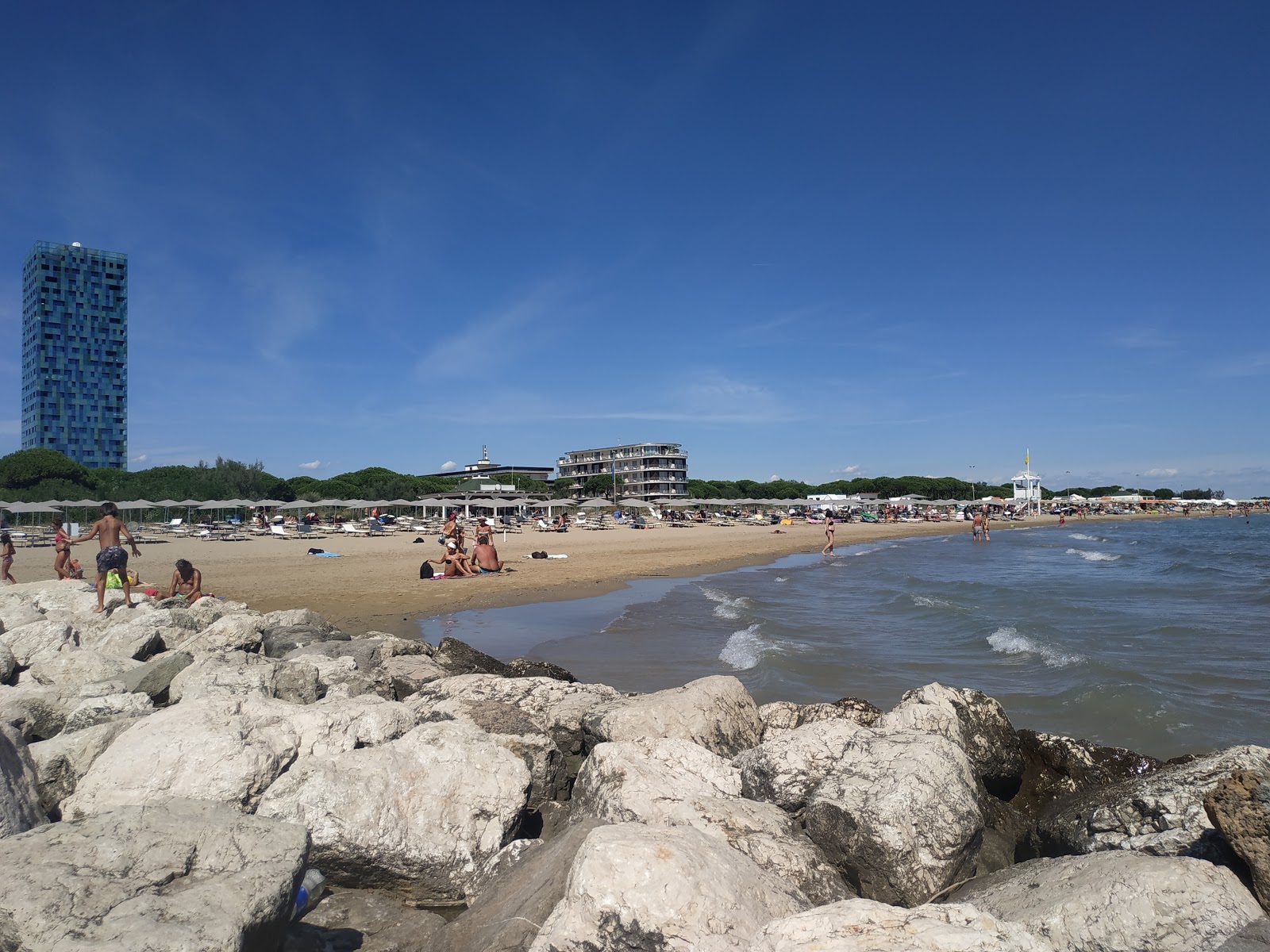 Spiaggia Pineta di Jesolo'in fotoğrafı kısmen tatil bölgesi