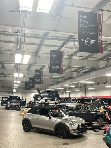 Car Dealer «Ferman MINI of Tampa Bay», reviews and photos, 31320 US-19, Palm Harbor, FL 34684, USA