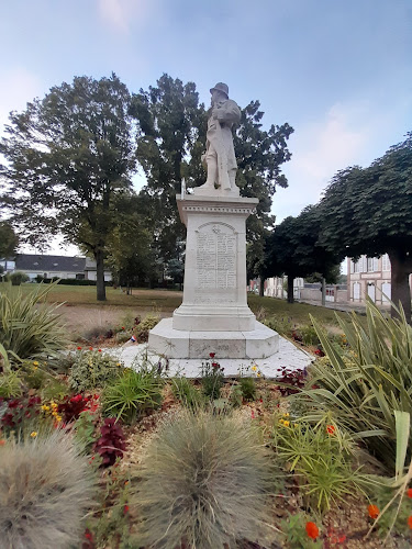 Jardin de la Nation à Brou