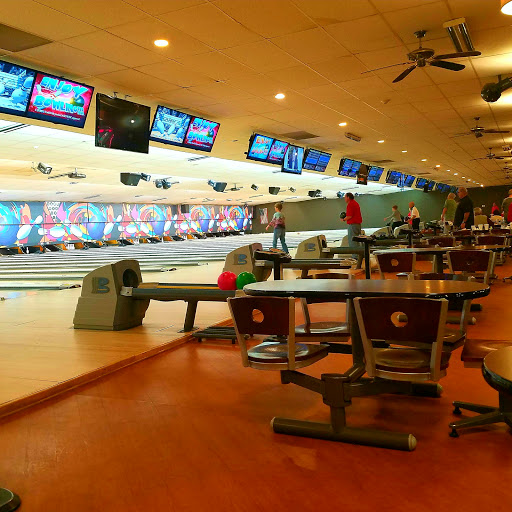 Bowling Alley «Game Of Mentor», reviews and photos, 7300 Palisades Pkwy, Mentor, OH 44060, USA