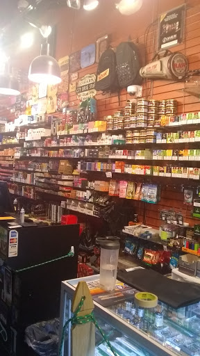 Tobacco Shop «Head Lines Smokes», reviews and photos, 1056 Broad Ripple Ave, Indianapolis, IN 46220, USA