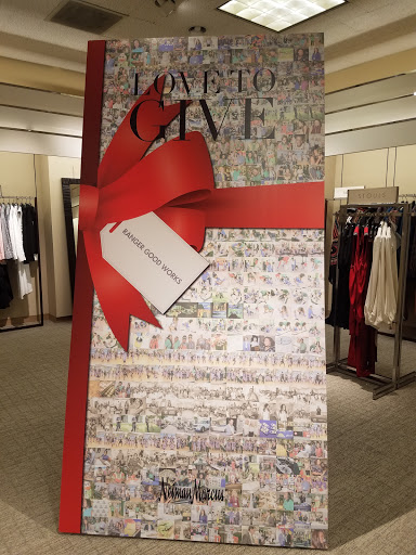 Clothing Store «Neiman Marcus», reviews and photos, 2442 E Sunrise Blvd, Fort Lauderdale, FL 33304, USA