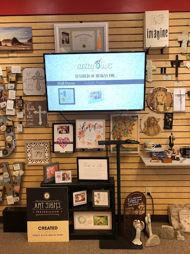 Christian Book Store «Words of Wisdom Christian Bookstore», reviews and photos, 4200 N Illinois St, Swansea, IL 62226, USA