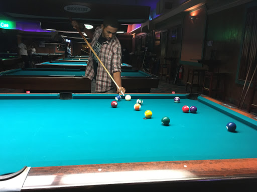 Pool hall Sterling Heights