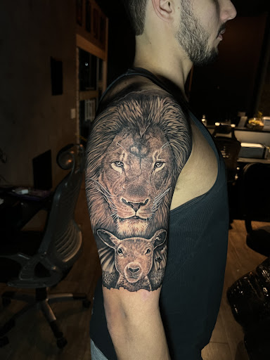 Logo da empresa - Studio Zero Um Tattoo