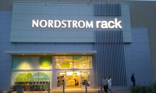 Department Store «Nordstrom Rack Tempe Marketplace», reviews and photos, 1900 E Rio Salado Pkwy, Tempe, AZ 85281, USA