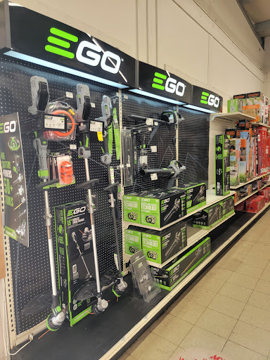 Hardware Store «Bales Lumber & Supply Inc», reviews and photos, 20 E Quincy St, Westmont, IL 60559, USA