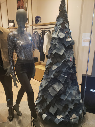 Fabric Store «R C Fabric Inc», reviews and photos, 3001 S Main St, Los Angeles, CA 90007, USA