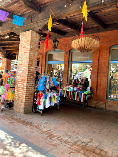 Mountain shops in San Antonio