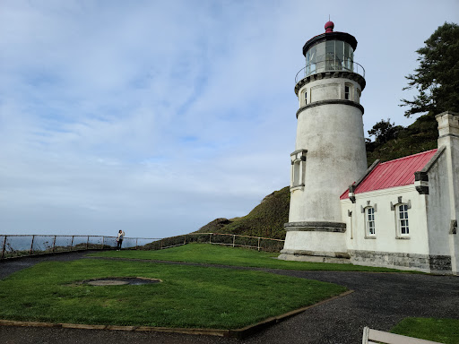 Tourist Attraction «Heceta Head Lighthouse», reviews and photos, 725 Summer St, Florence, OR 97439, USA