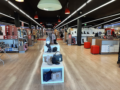 Besson Chaussures Cannes Mandelieu à Mandelieu-la-Napoule