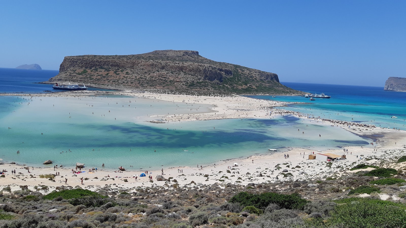 Foto de Playa de Balos con arena fina beige superficie