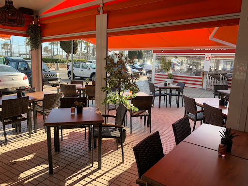 Bar Tanit Beach - Paseo Marítimo de Pte., s/n, 29740 Torre del Mar, Málaga