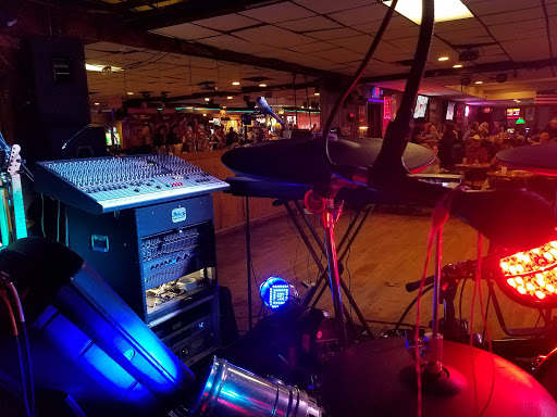 Bar «Twisted Bull», reviews and photos, 3230 Eastern Ave SE, Grand Rapids, MI 49508, USA