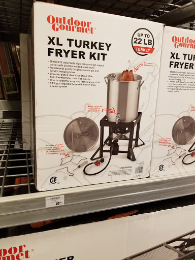 Sporting Goods Store «Academy Sports + Outdoors», reviews and photos, 130 S Hampton Pl, Clarksville, TN 37040, USA