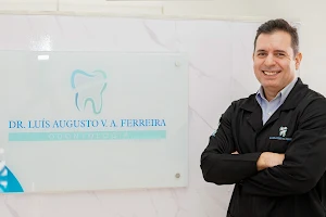 Dr Luis Augusto Ferreira | Odontologia Especializada image