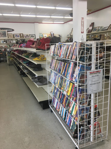 Thrift Store «Value World», reviews and photos, 11900 Detroit Ave, Lakewood, OH 44107, USA