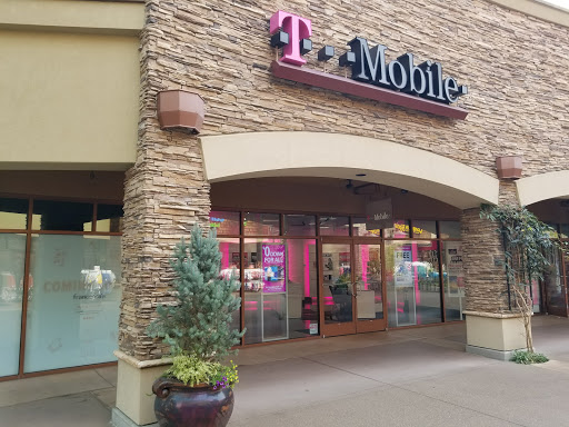 Cell Phone Store «T-Mobile», reviews and photos, 1001 N Arney Rd #418, Woodburn, OR 97071, USA