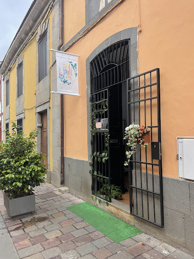 Peluquería AR Besnaldilla en Vega de San Mateo, las Palmas