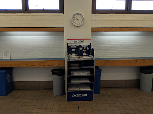 Post Office «United States Postal Service», reviews and photos, 135 Chestnut St, New Britain, CT 06050, USA