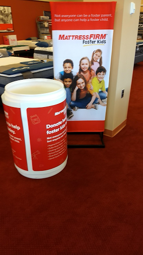 Mattress Store «Mattress Firm Elizabeth City», reviews and photos, 1402 W Ehringhaus St, Elizabeth City, NC 27909, USA