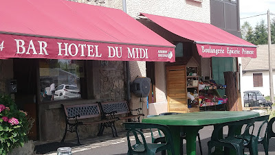 Épicerie Boulangerie à Saint-Gènes-Champespe