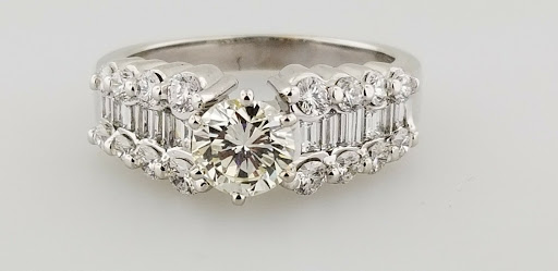 Jewelry Store «Meridian Diamond Co», reviews and photos, 780 Holcomb Bridge Rd, Roswell, GA 30076, USA