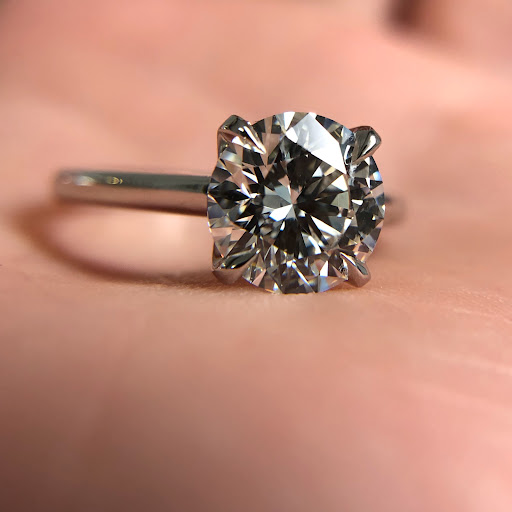 Jewelry Store «Henry C Reid & Son», reviews and photos, 1591 Post Rd, Fairfield, CT 06824, USA