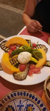 Salade caprese du Restaurant italien Al Caratello à Paris - n°5
