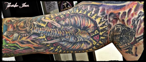 Tattoo Shop «Darkside Tattoo», reviews and photos, 1404 S Webster Ave, Green Bay, WI 54301, USA