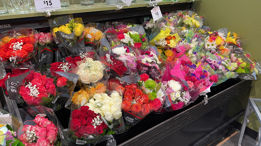 Grocery Store «Schnucks», reviews and photos, 1160 Shackelford Rd, Florissant, MO 63031, USA