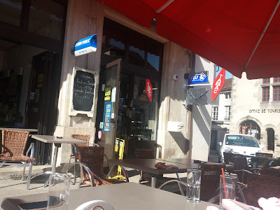 Café de la Place,Tabac la civette à Arnay-le-Duc
