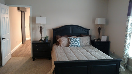 Mobile Home Dealer «Dinkins Home Center», reviews and photos, 122 E James Campbell Blvd, Columbia, TN 38401, USA