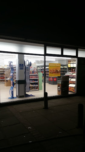 Reviews of East of England Co-op Foodstore, Hawthorn Drive, Chantry in Ipswich - Supermarket