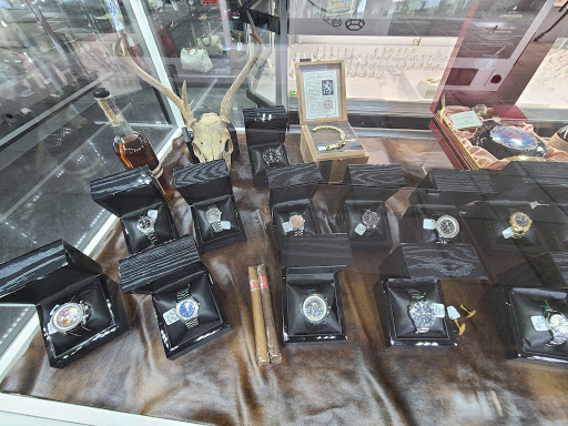 Pawn Shop «Prestige Pawn & Jewelry - Gold & Silver Dealer», reviews and photos, 360 W Indiantown Rd, Jupiter, FL 33458, USA