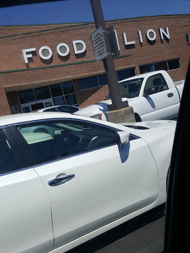 Grocery Store «Food Lion», reviews and photos, 2724 Fairground Rd, Goochland, VA 23063, USA