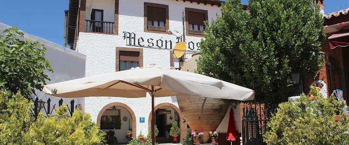 Hotel Bar - Restaurante Mesón Los Rosales. N-IIIa, 16435 La Hinojosa, Cuenca, España