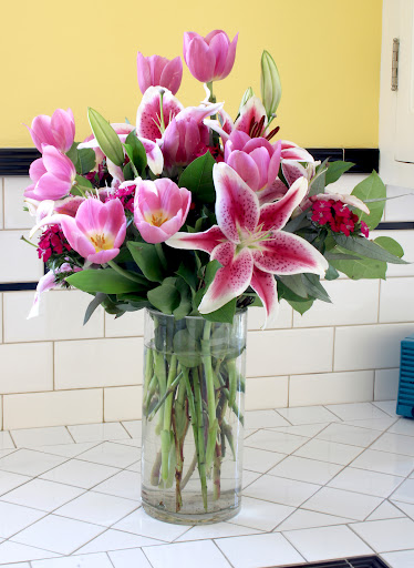 Florist «Blossoms Flower Shop», reviews and photos, 147 E Sailer Dr, San Mateo, CA 94403, USA