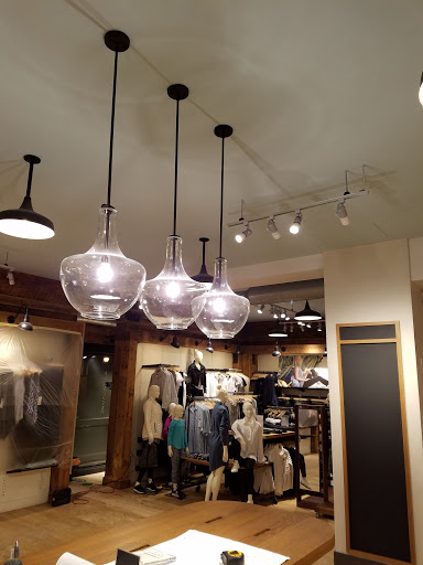 Electrician «Skyline Electric», reviews and photos, 2500 Cleveland Ave N j, Roseville, MN 55113, USA