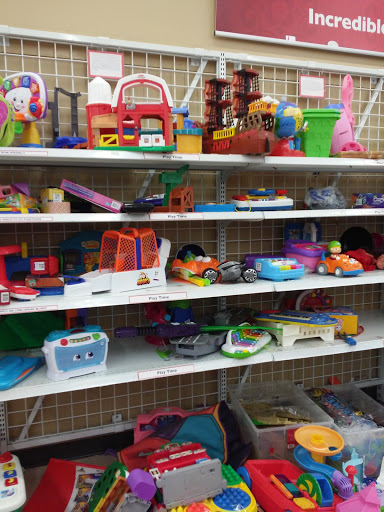 Thrift Store «Savers», reviews and photos, 1231 N Gary Ave, Carol Stream, IL 60188, USA