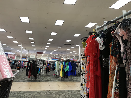 Clothing Store «Burlington Coat Factory», reviews and photos, 705 Granite St, Braintree, MA 02184, USA