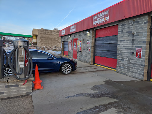 The Carwash en Watertown