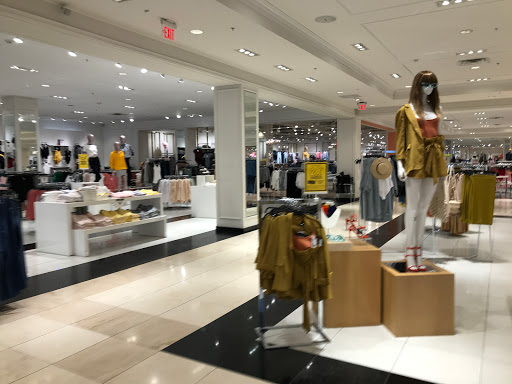 Clothing Store «Forever 21», reviews and photos, 400 Baldwin Ave, Arcadia, CA 91007, USA