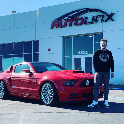 Used Car Dealer «AutoLinx - Luxury Pre-Owned», reviews and photos, 3300 Sonoma Blvd, Vallejo, CA 94590, USA