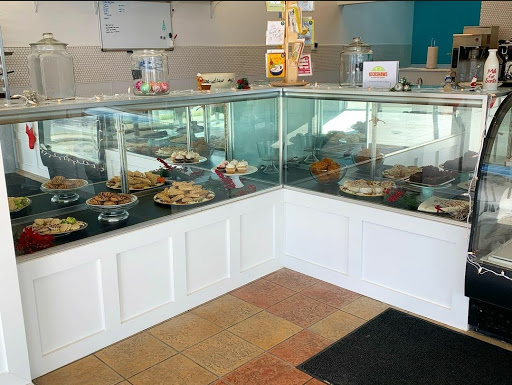 Market «Kickshaws Downtown Market», reviews and photos, 101 William St, Fredericksburg, VA 22401, USA