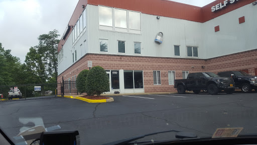 Self-Storage Facility «Backlick Self Storage», reviews and photos, 6880 Commercial Dr, Springfield, VA 22151, USA