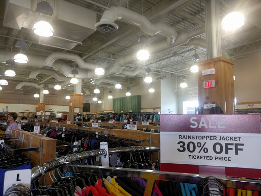 Clothing Store «L.L. Bean Outlet», reviews and photos, 1 Freeport Village Station, Freeport, ME 04033, USA