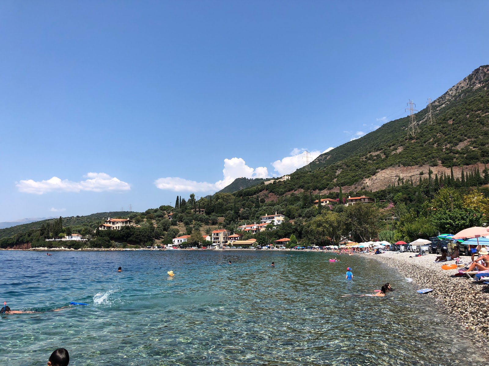 Foto av Skaloma 4 beach med små beige småsten yta